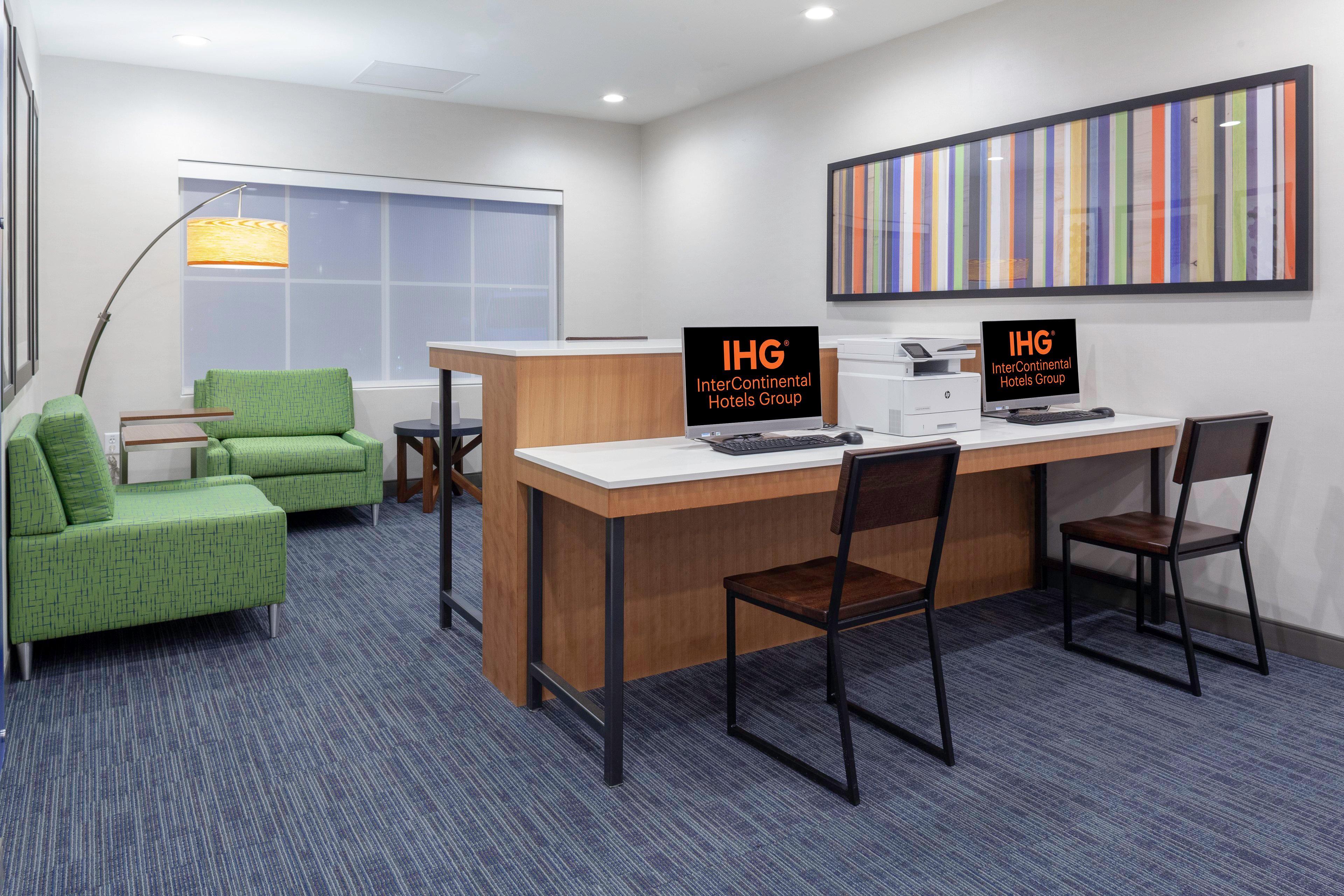 Holiday Inn Express & Suites - Gilbert - East Mesa By Ihg Exterior photo