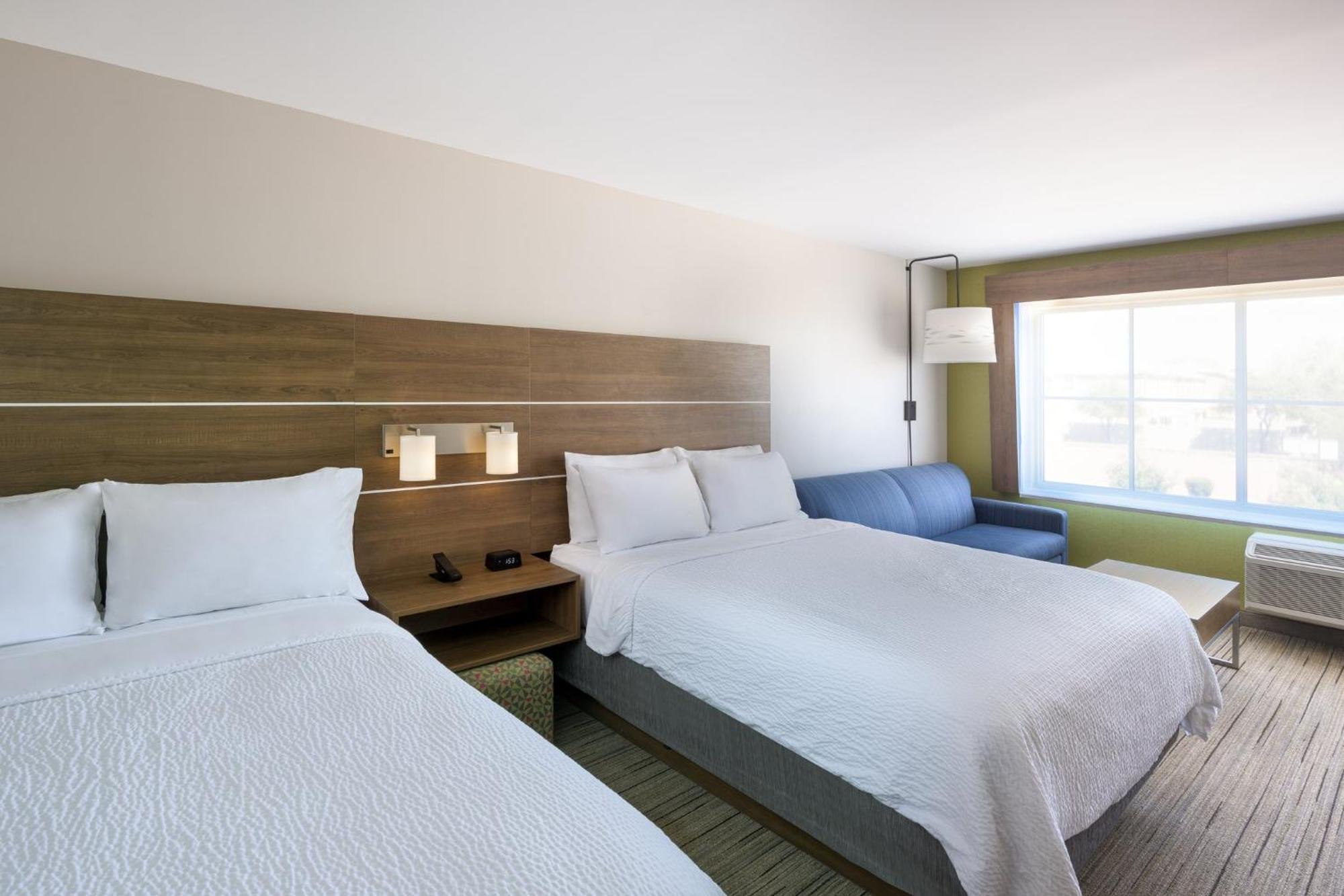 Holiday Inn Express & Suites - Gilbert - East Mesa By Ihg Exterior photo