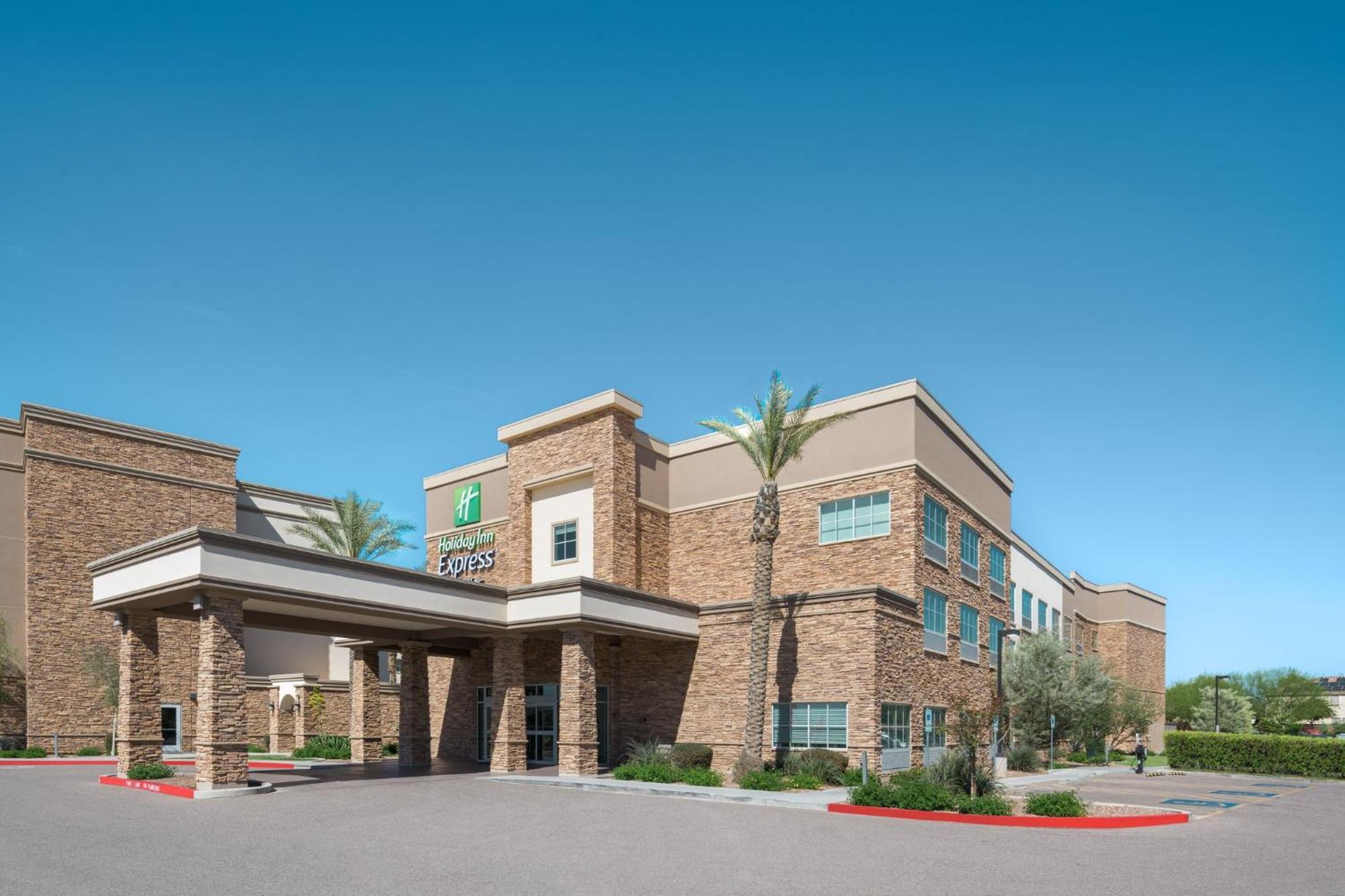 Holiday Inn Express & Suites - Gilbert - East Mesa By Ihg Exterior photo